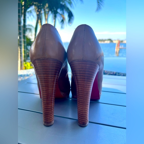 Christian Louboutin platforms - Picture 2 of 4